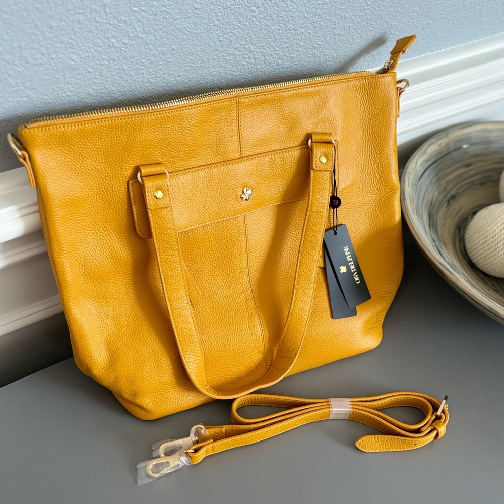 BRAND NEW! Never been used, with tags! Ora Delphine Eden Leather Tote.